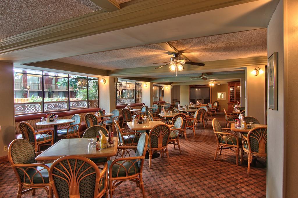 Clarion Inn Conference Center Modesto Extérieur photo