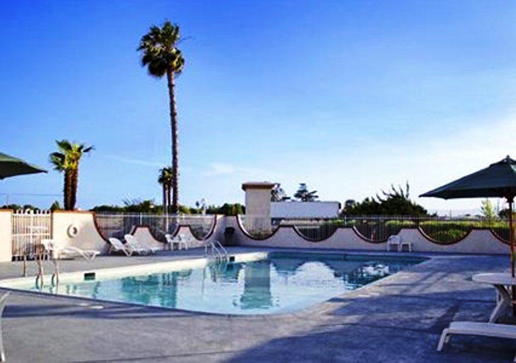 Clarion Inn Conference Center Modesto Extérieur photo