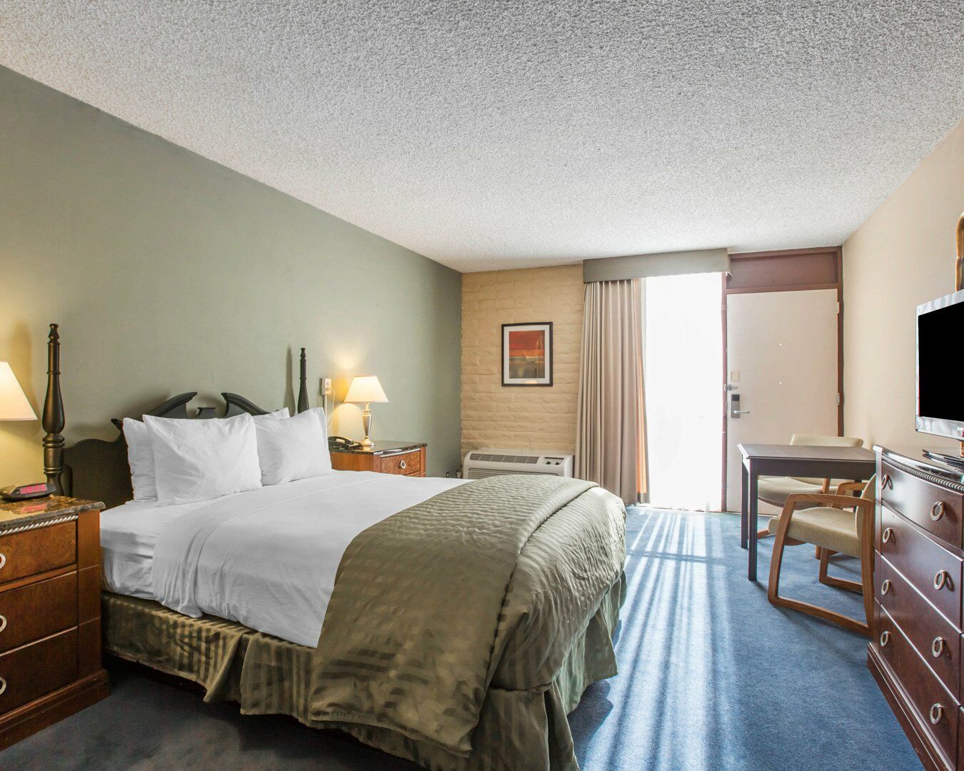 Clarion Inn Conference Center Modesto Extérieur photo