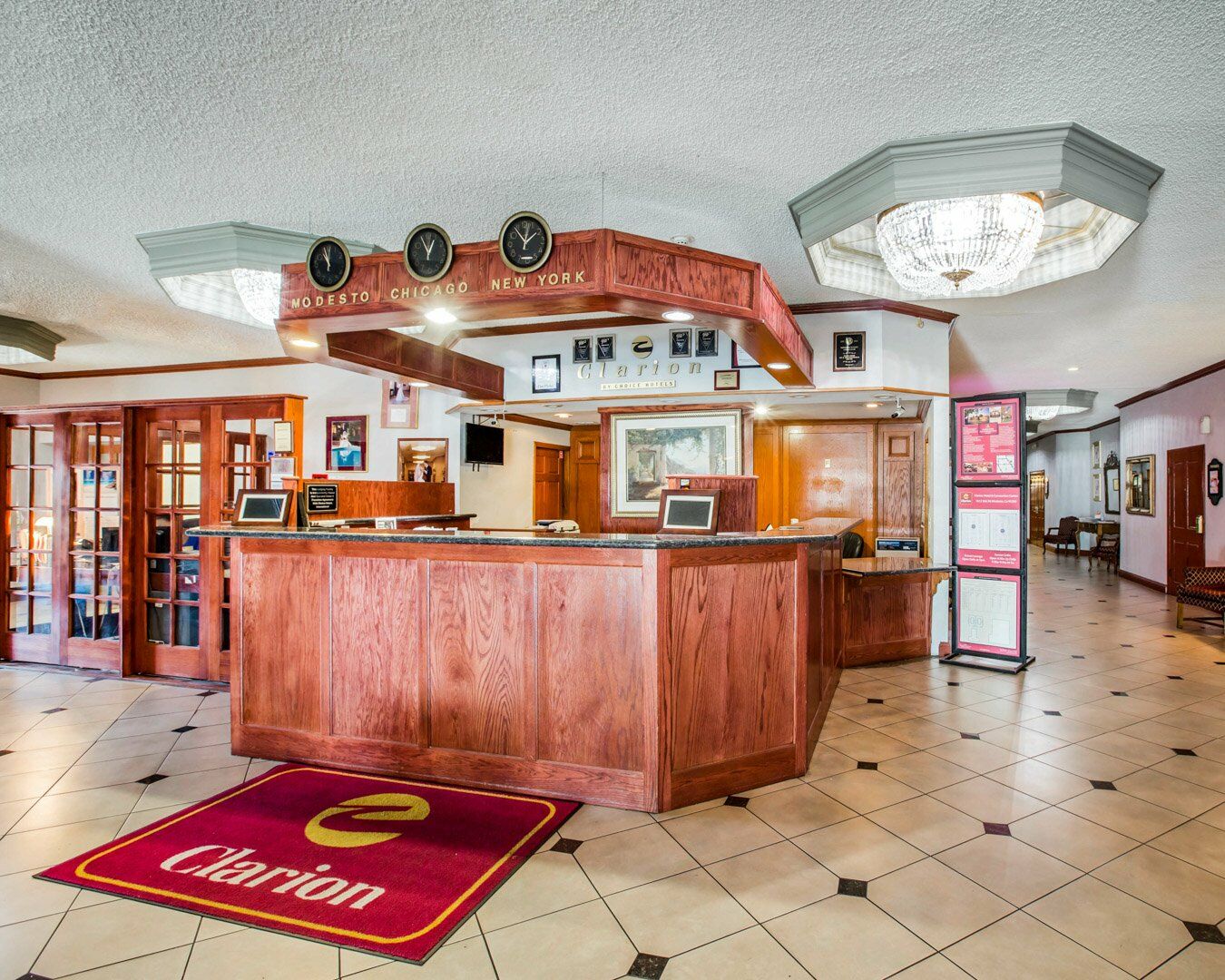 Clarion Inn Conference Center Modesto Extérieur photo
